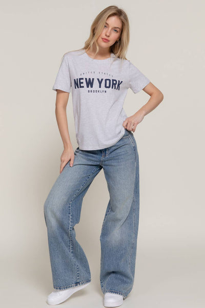 NEW YORK SHORT SLEEVE CREW NECK GRAPHIC TEE IN HEATHER GRAY-GRAPHIC TEE-MODE-Couture-Boutique-Womens-Clothing