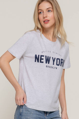 NEW YORK SHORT SLEEVE CREW NECK GRAPHIC TEE IN HEATHER GRAY-GRAPHIC TEE-MODE-Couture-Boutique-Womens-Clothing