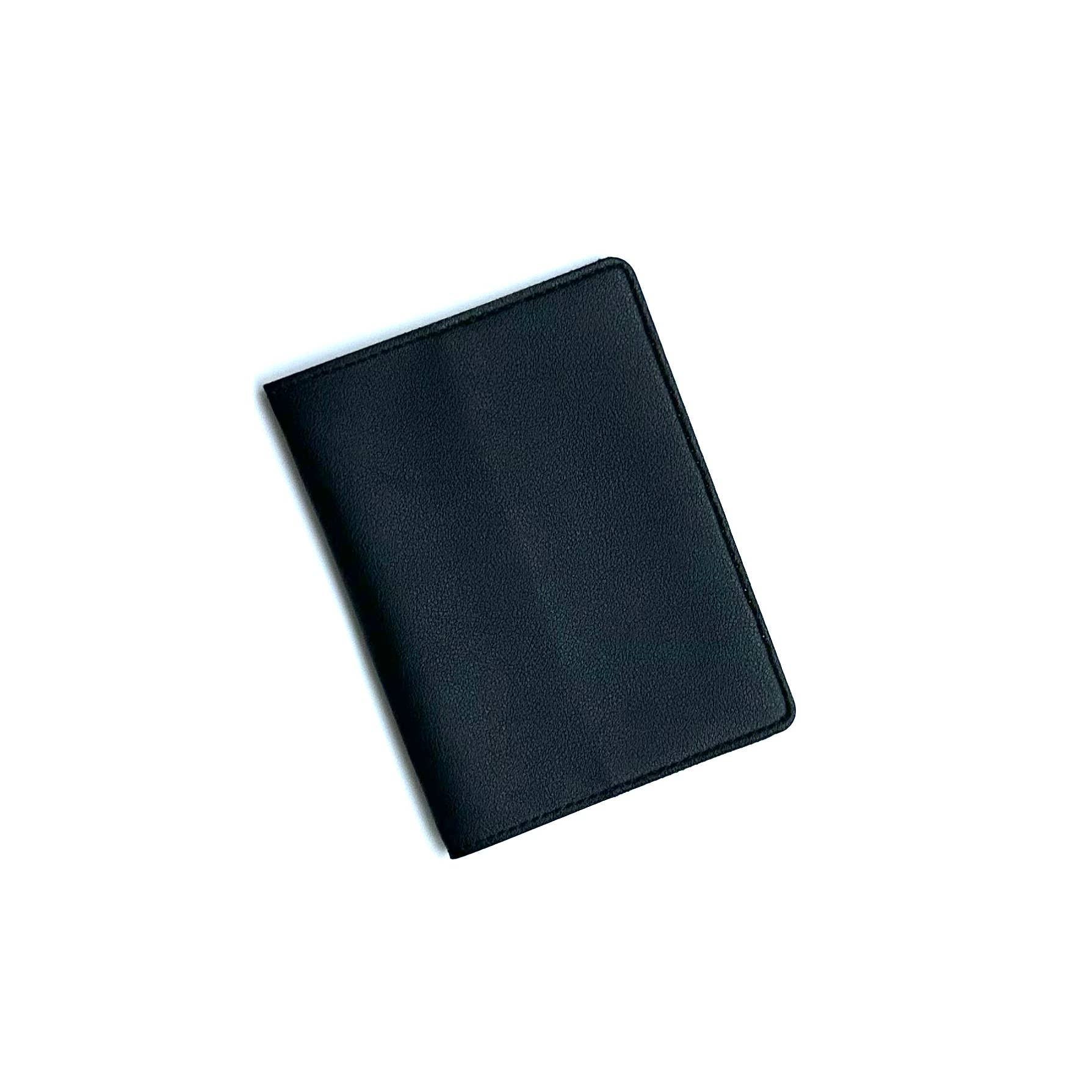 VEGAN LEATHER TRAVEL PASSPORT COVER CASE IN BLACK-MODE-Couture-Boutique-Womens-Clothing